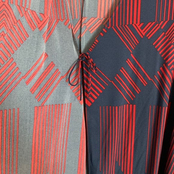 BCBG Wrap dress - Picture 4 of 4